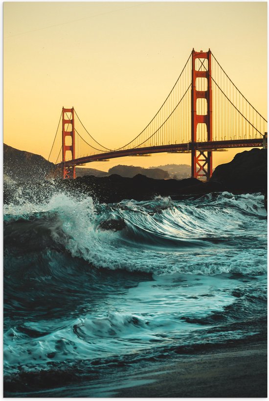 WallClassics - Poster (Mat) - Wilde Zee bij Golden Gate Bridge in San Francisco - 70x105 cm Foto op Posterpapier met een Matte look