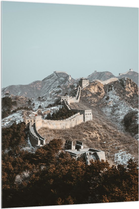 WallClassics - Acrylglas - Uitzicht op Berg met Chinese Muur bij Blauwe Lucht - 100x150 cm Foto op Acrylglas (Met Ophangsysteem)