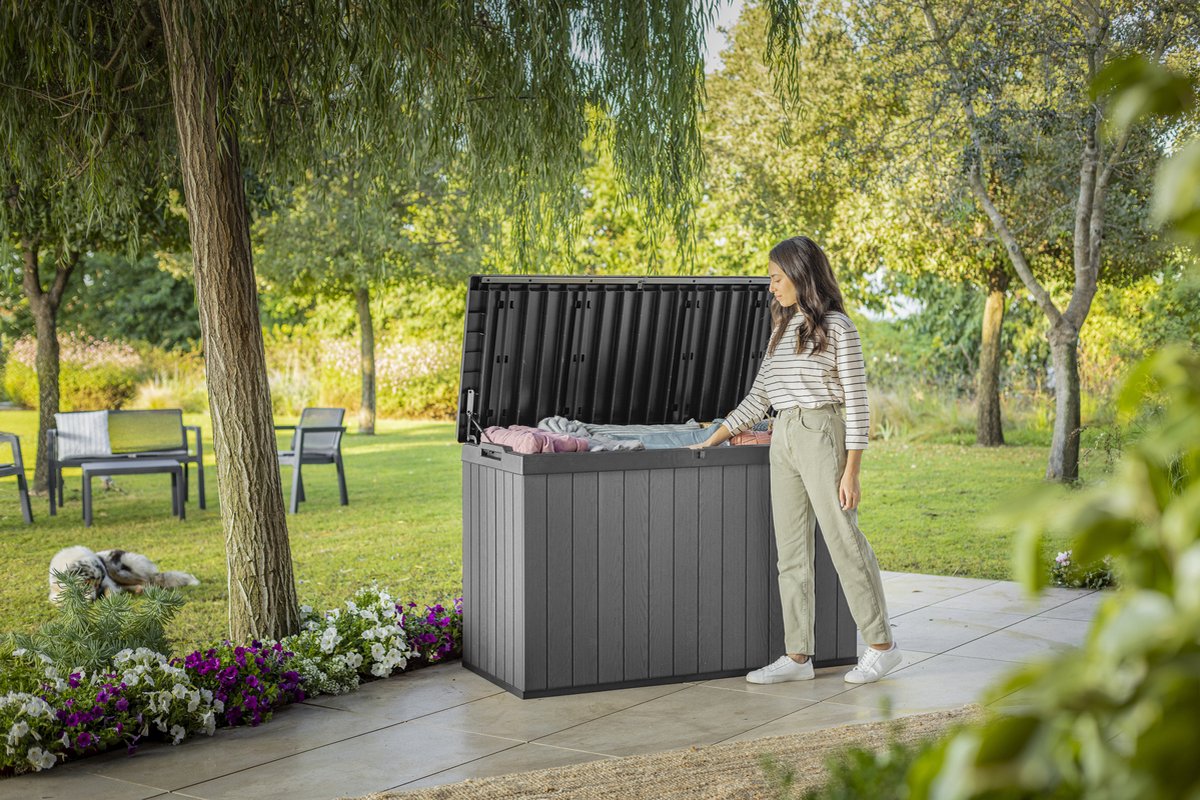 Keter Darwin Opbergbox - 670L - 142,5x65,5x89,52cm - Grijs