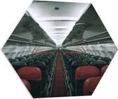 WallClassics - PVC Schuimplaat Hexagon - Binnenkant van Vliegtuig - 70x60.9 cm Foto op Hexagon (Met Ophangsysteem)