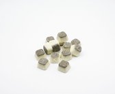 Schapenvet bonbons | 8 zakjes met 40 stuks | 4x knoflook + 4x zeewier | versvleeshonden.nl