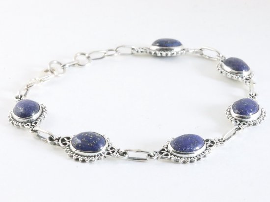 Bracelet en argent finement ciselé avec lapis-lazuli