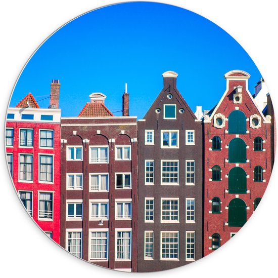 PVC Schuimplaat Muurcirkel - Traditionele Amsterdamse Grachtenpanden onder Helderblauwe Lucht - 70x70 cm Foto op Muurcirkel (met ophangsysteem)