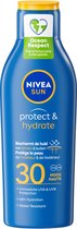 Bol.com NIVEA SUN Protect & Hydrate Zonnemelk SPF 30 - 200 ml aanbieding