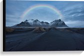Canvas - Regenboog boven Berggebied - 60x40 cm Foto op Canvas Schilderij (Wanddecoratie op Canvas)