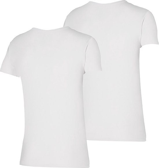 Twee witte bamboe T-shirts, achterkant zichtbaar.