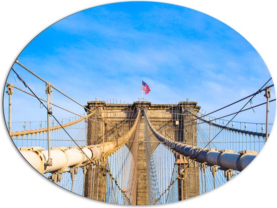 Dibond Ovaal - Constructie van De Brooklyn Bridge in New york - 108x81 cm Foto op Ovaal (Met Ophangsysteem)