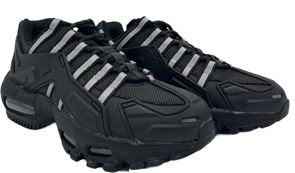 Nike NDSTRKT AM 95 Sneakers Unisex Zwart