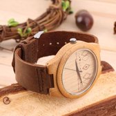 Houten horloge met bruine leren band, 5 ruiten en 12 driehoeken