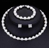 Sieraden Set met Parels en Kristallen (Ketting & Oorbellen & Armband)
