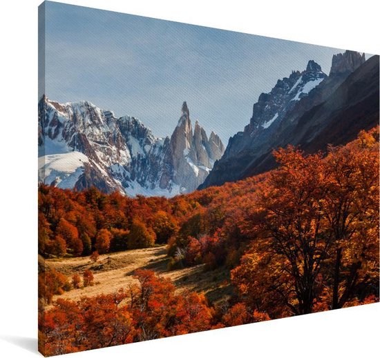 Le beau paysage du Cerro Chaltén à l'automne Toile 140x90 cm - Tirage photo sur toile (Décoration murale salon / chambre)