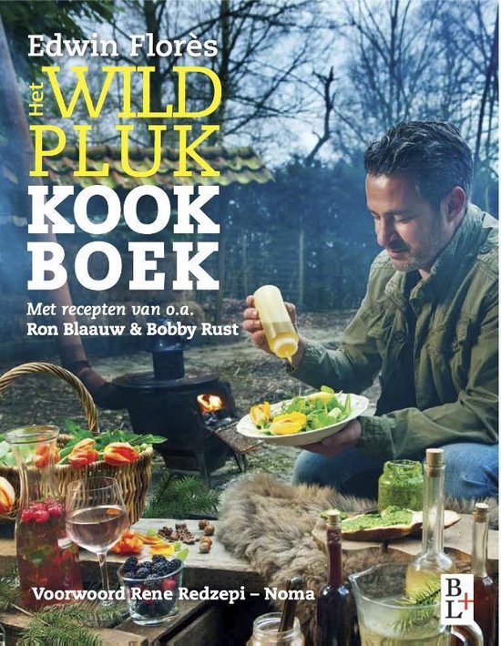 Kookboekcover van Edwin Florès met een man die in het bos een salade opmaakt bij een vuurkorf.