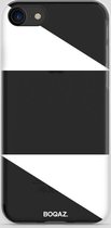 BOQAZ. iPhone 7 hoesje - driehoek wit