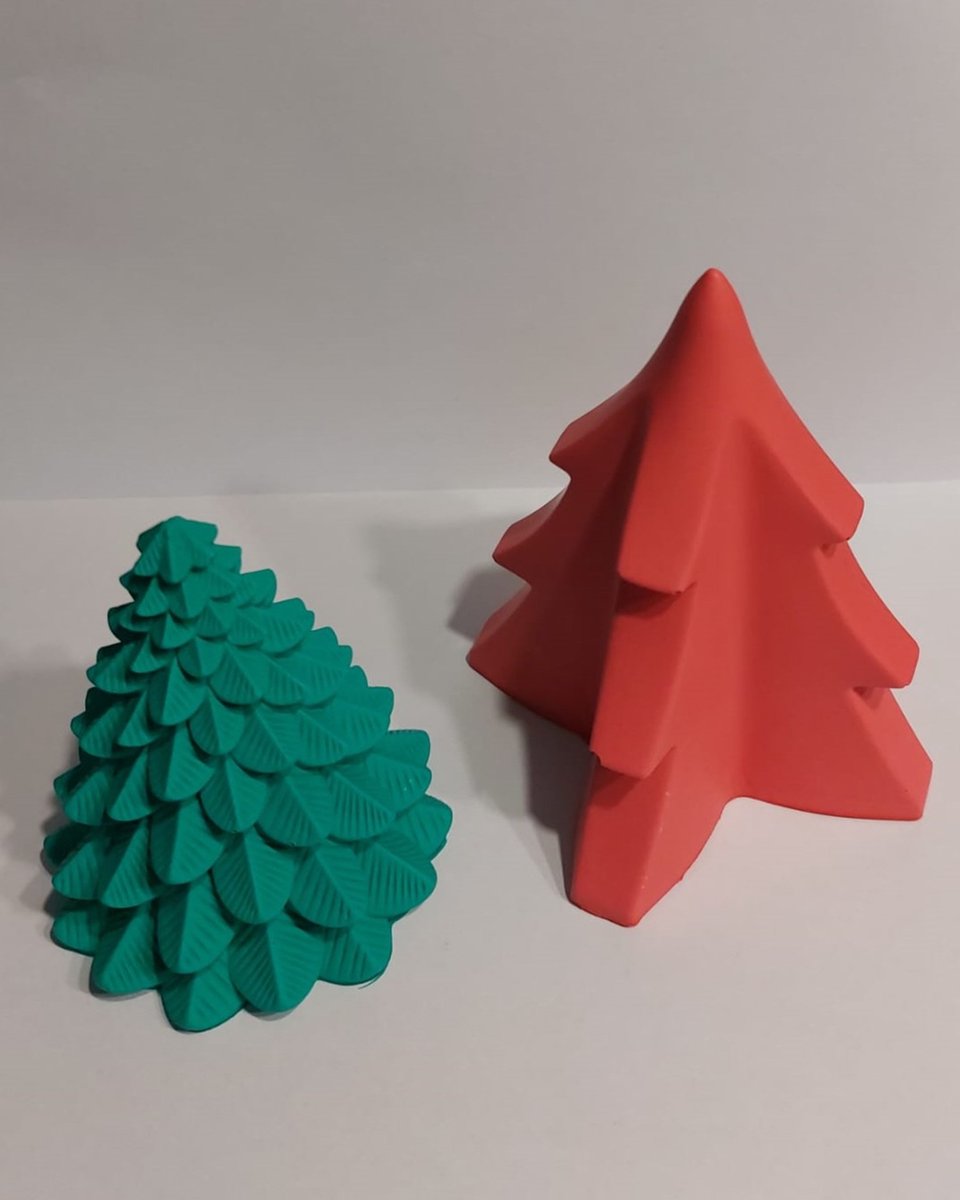 Acryl Kerstdecoratie - Set van 2 - Kerstboompjes | Groen en Rood - Kerstdecoratie - Decoratieve Kerstboompjes