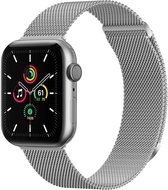 iMoshion Bandje Geschikt voor Apple Watch Bandje Series 1 / 2 / 3 / 4 / 5 / 6 / 7 / 8 / 9 / SE / Ultra (2) - 42 / 44 / 45 / 49 mm Maat M - iMoshion Milanees magnetische band - Zilver