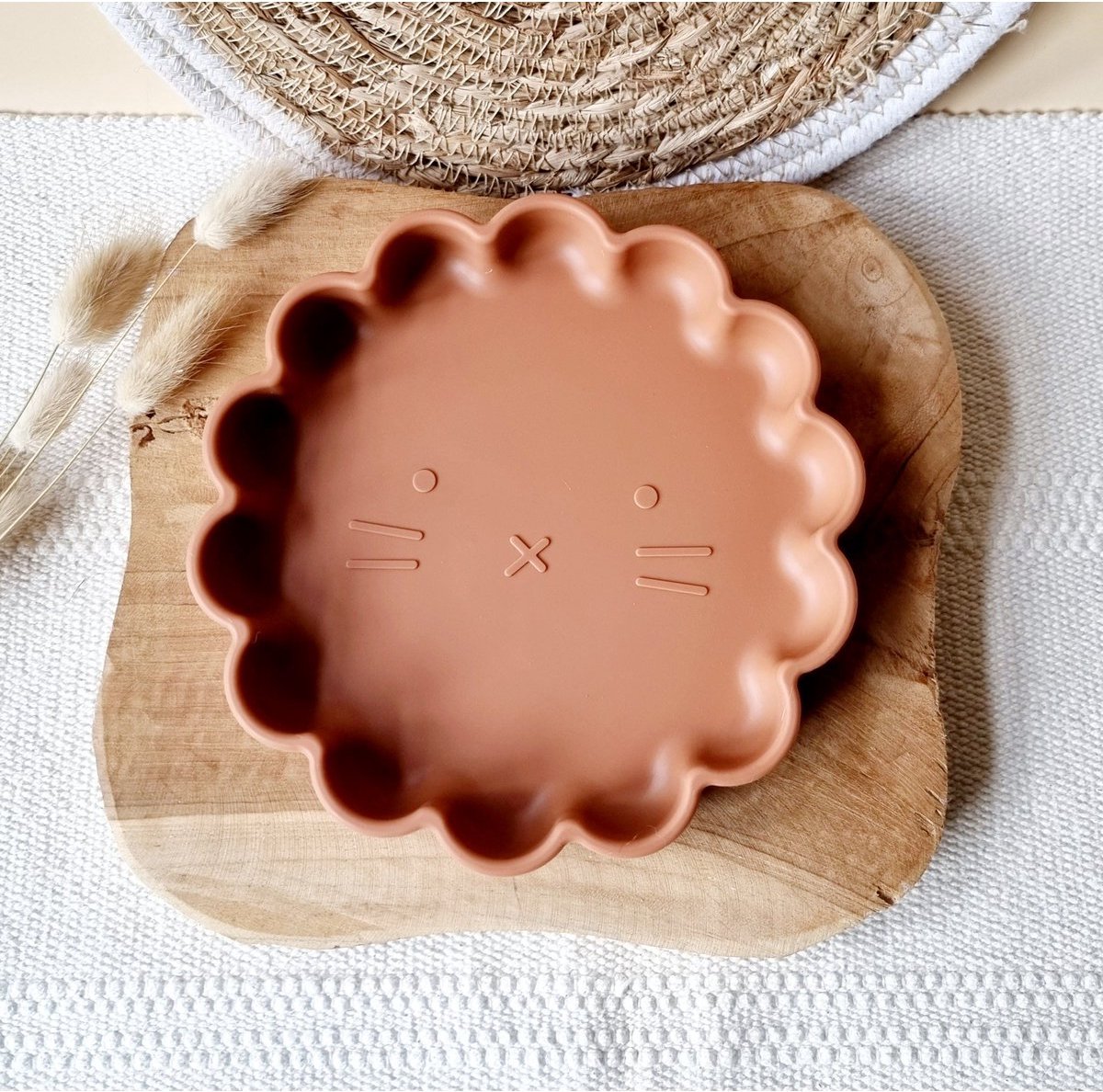 Goedkoopste Eetbord - Siliconen bord - Zuignap - Baby - Peuter - Geboorte - Eten - Leeuw - Beer - Zuignap - Baby - Peuter - Speelgoed - Verjaardag - geschenk - Unisex - Cadeau