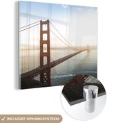 MuchoWow® Glasschilderij 20x20 cm - Schilderij acrylglas - Ochtendmist bij de Golden Gate Bridge in Californië - Foto op glas - Schilderijen
