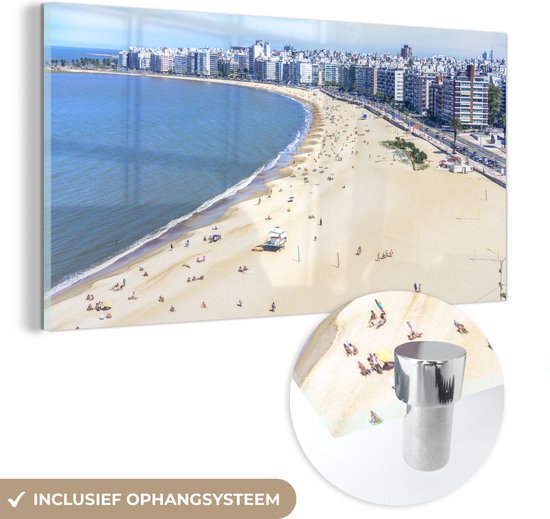 MuchoWow® Glasschilderij 40x20 cm - Schilderij acrylglas - De los Pocitos Beach in het Zuid-Amerikaanse Montevideo - Foto op glas - Schilderijen