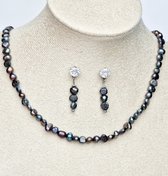 Sieradenset Zwarte parels - parel ketting - Parel oorbellen - Premium Stainless Steel - Cadeau set - Cadeautje voor haar - ketting met parels en oorhangers -