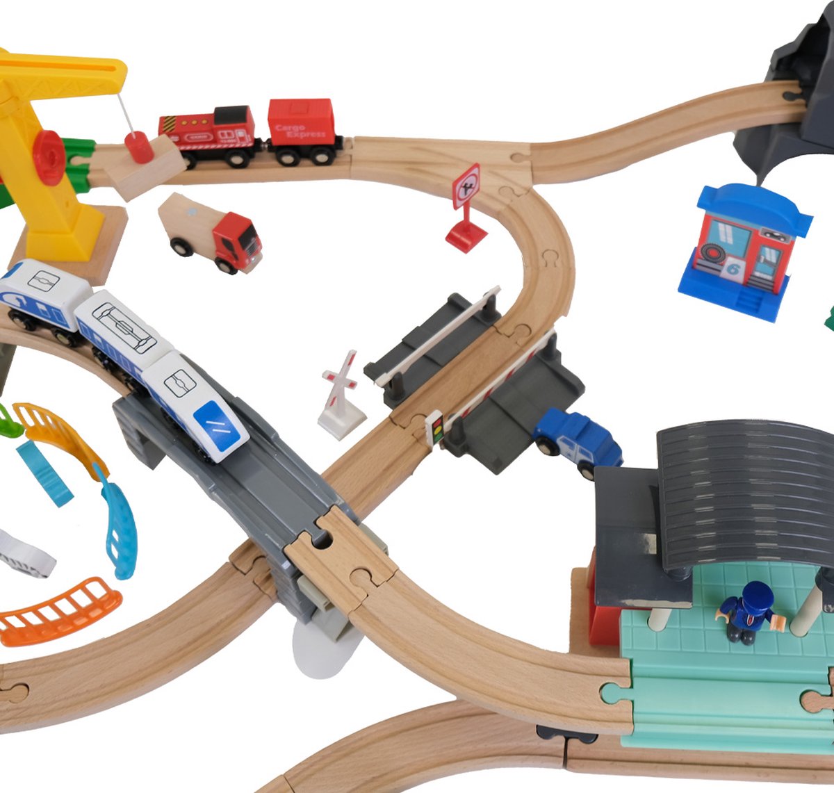 Bandits & Angels Houten Treinset Transport Thema 100 delig vanaf 3 jaar voor Jongens en Meisjes - Trein Set van Hout inclusief Accessoires - 100 delen - Houten Treinbaan met Trein, Hijskraan, Vliegtuig, Helikopter — afbeelding 10