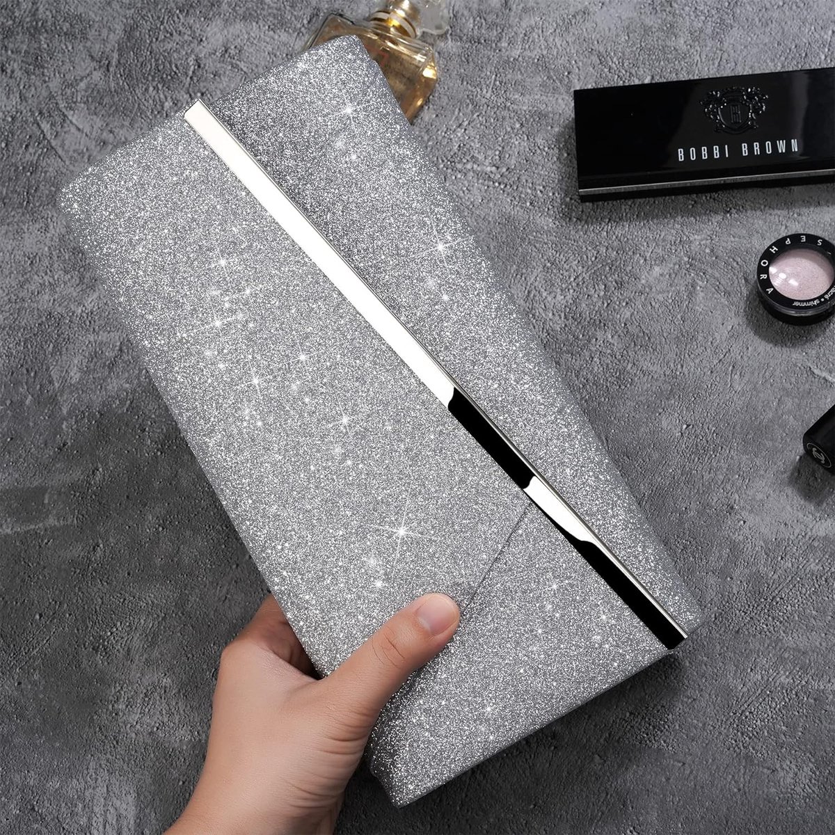 Vind parel clutch op - april 2026