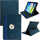 Casemania Hoes Geschikt voor Apple iPad 2022 (10.9 inch 10e Generatie - 10th Gen) Navy Blue - Draaibare Tablet Book Cover