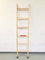Grenen enkele ladder met rubberen voet | Aantal sporten: 7 sporten (209 cm)