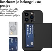 iMoshion Hoesje Met Pasjeshouder & Screenprotector Gehard Glas & 2 Pack Camera Lens Protector Geschikt voor iPhone 15 Pro - Zwart
