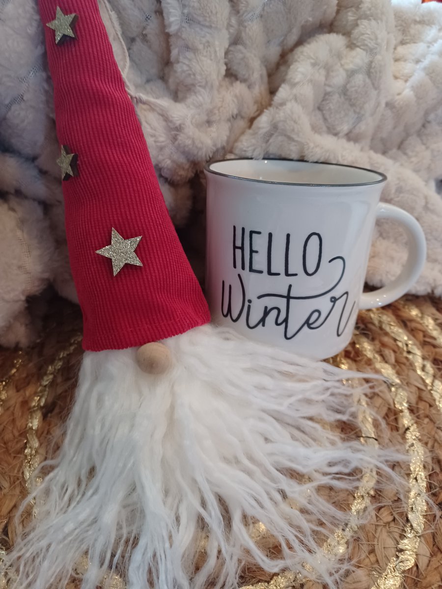 Koffiemok-Theemok-Mok-Beker-Hello Winter-Gusta-Gnome-Rode Puntmuts-Kerst-Kerstcadeau-Kerstpakket-Warme Chocolademelk