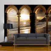 Fotobehangkoning - Behang - Vliesbehang - Fotobehang - Uitzicht op het strand en de zee door de Romeinse ramen 3D - 200 x 140 cm