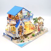 Premium Miniatuur XXL bouwpakket - Bouwpakket - Voor Volwassenen (14+) - Modelbouwpakket - DIY - Poppenhuis – incl. Led Licht - Beautiful Beach Resort
