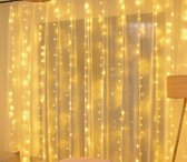 Lichtgordijn lichtslinger Led gordijn - kerstverlichting - 168 leds - Lichtgordijn - warm wit - kerstmis - feestdagen - Binnenverlichting - trouwfeest verlichting