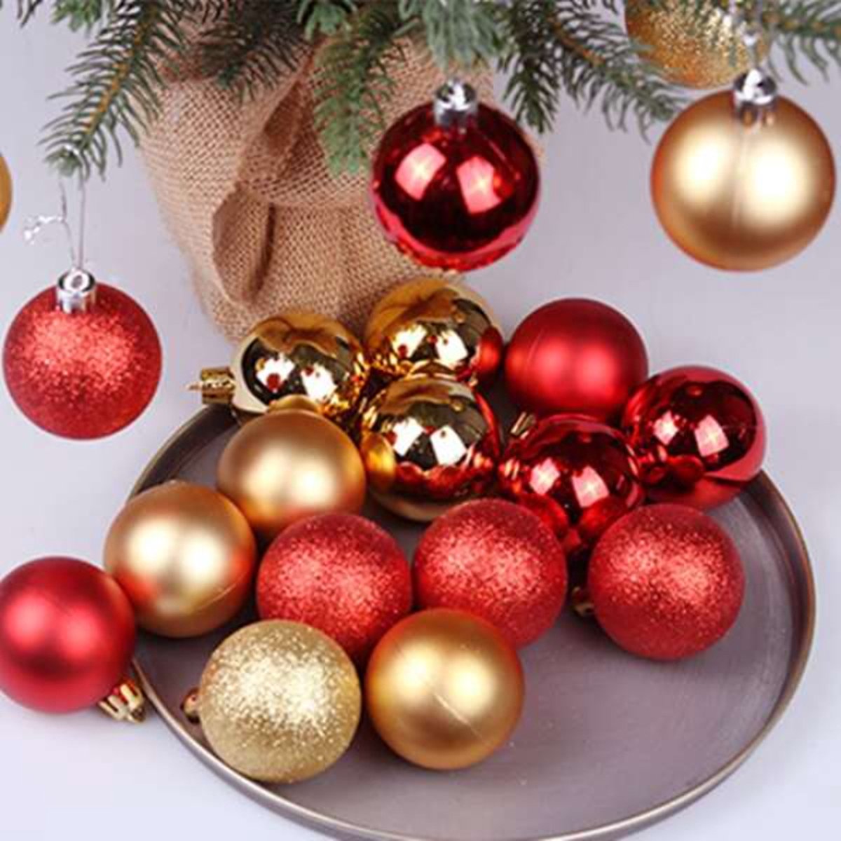 Kerstballen - 24 stuks - kerstbal - Kerstmis - Christmas - Kerstboom - Kerstboom versiering - kleine kerstbal - kleine kerstballen - zilver - versiering - gezellig - kerstdecoratie - tafel versiering