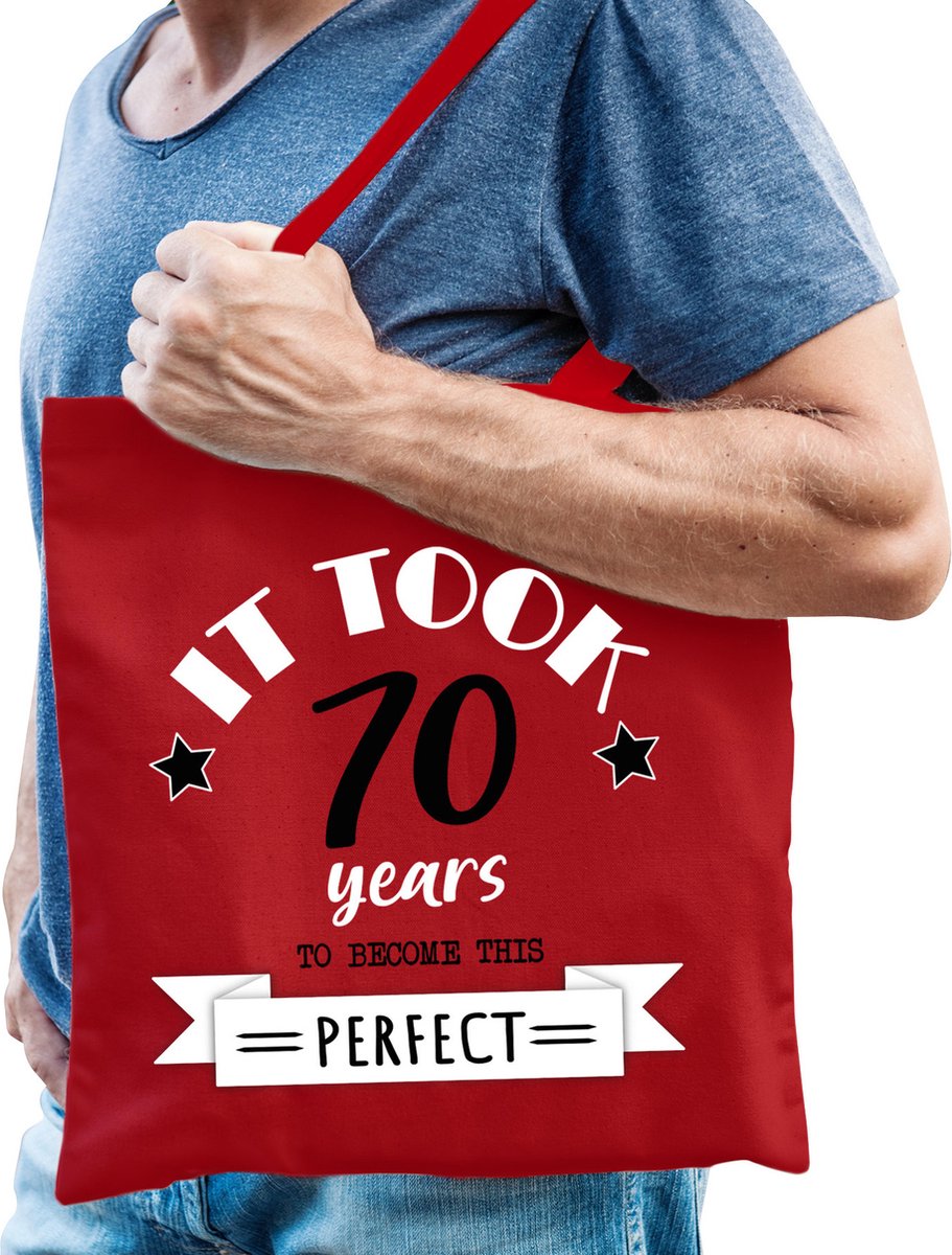 Bellatio Decorations cadeau tas heren - 70 en perfect - rood - katoen - 42 x 38 cm - zeventig