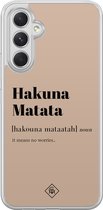 Casimoda® hoesje - Geschikt voor Samsung Galaxy A54 - Hakuna Matata - 2-in-1 case - Schokbestendig - Tekst - Verhoogde randen - Bruin/beige, Transparant