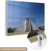 MuchoWow® Glasschilderij 120x80 cm - Schilderij acrylglas - Een piramide in Mexico - Foto op glas - Schilderijen