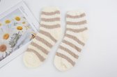 Fluffy sokken -Dames - Warme sokken maat 35 t/m 40- Winter Huissokken- Bedsokken - Huissokken - Badstof sokken - Verwarmde sokken - Dikke sokken - Kleur:bruin en wit