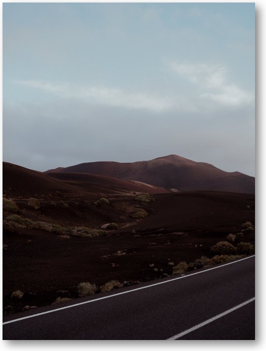 Rustende Reuzen - Lanzarote's Natuurlijke Monumenten - Eenvoud van de Elementen - Foto op Plexiglas 30x40