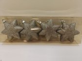 Kersthanger - Kerstbal - Ster - 4 stuks - onbreekbaar - 8 cm - zilver - met glitter