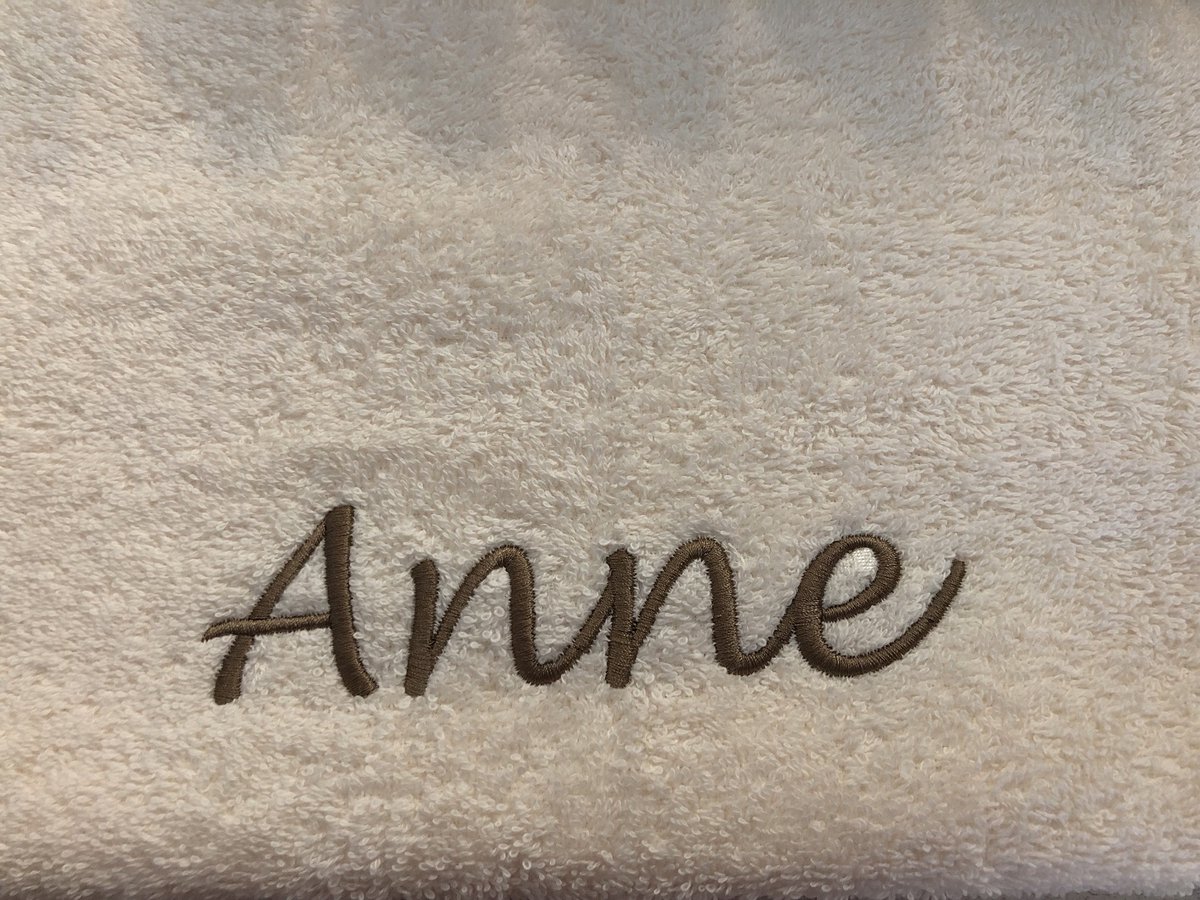 Goedkoopste Slabbetje met naam - keuze uit verschillende kleuren.