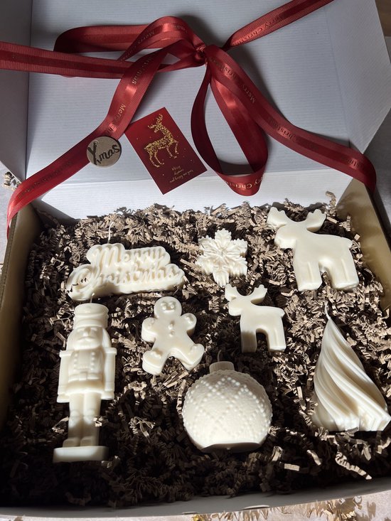 kerst cadeau vrouw - geschenkset - Kaarsen cadeaupakket - Christmas - kaarsen - Kado vrouwen, moeder, vriendin, zus, oma, mama - giftbox - 8 stuks - kerst - December Gift Box - kerstpakket - kerstpakket dames - cadeau - cadeaubox - kerstcadeau box