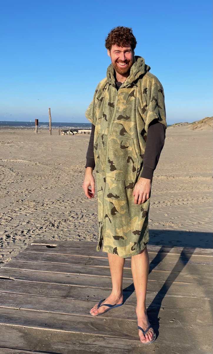 S & LT specials Surfponcho met rits Camouflage S/M - unisex - 100% katoen/badstof - capuchon - korte mouw - 450 gr/m2 - zwemponcho