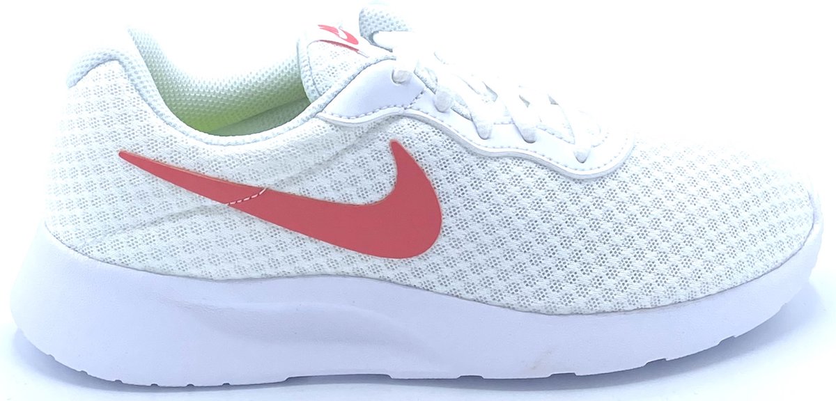 Nike W Tanjun Dames Sneakers Schoenen Wit DJ6257 105 Maat EU 38.5 US 7.5 bol