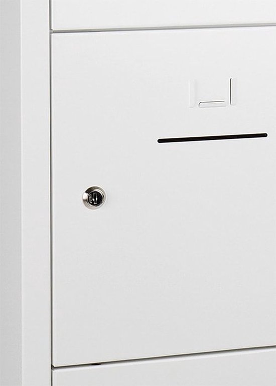 ABC Kantoormeubelen lockerkast shc met 15 deuren voorzien van brievensleuf in wit met cilinderslot