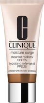 CLINIQUE - Moisture Surge Sheertint Hydrator Spf25 05 Medium Deep - 40 ml - Getinte Dagcrème