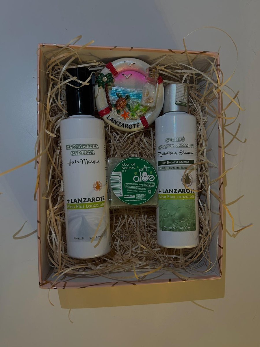 Cadeauset - Hoogwaardige cosmetica - 3 producten + gratis - Revitaliserende shampoo - Haarconditioner - Aloëzeep voor kinderen - Aloë Canarias - 100% origineel van de Canarische Eilanden - Lanzarote - Perfect als cadeau