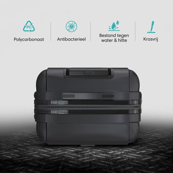 Vooraanzicht van een zwarte koffer op een metalen ondergrond. Iconen met tekst: Polycarbonaat, Antibacterieel, Bestand tegen water & hitte, Krasvrij.