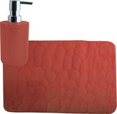 MSV badkamer droogloop mat/tapijt Kiezel motief - 50 x 80 cm - zelfde kleur zeeppompje 260 ml - terracotta