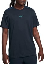 Nike Sportswear Graphic T-shirt Mannen - Maat S