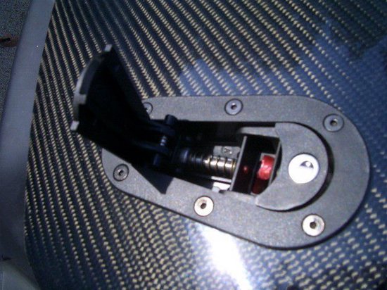H-Gear plus Flush hood lock/motorkapsluiting Met Slot (universeel) - H-Gear